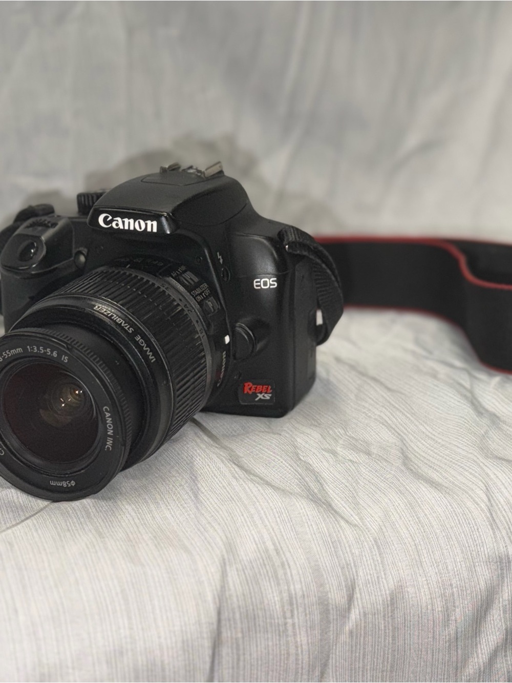 Canon EOS Rebel XS Black Camera EF-S 18-55mm IS Lens Works Great Digital Battery